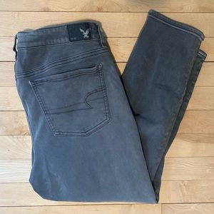 American Eagle Gray Jeggings Cropped Size 12